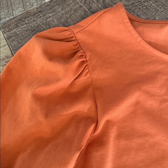 Elegant Rust Women's Top - Picture 6 of 7